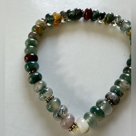 Stone beaded bracelet fits up to 7in wrist S - Picture 2 of 4